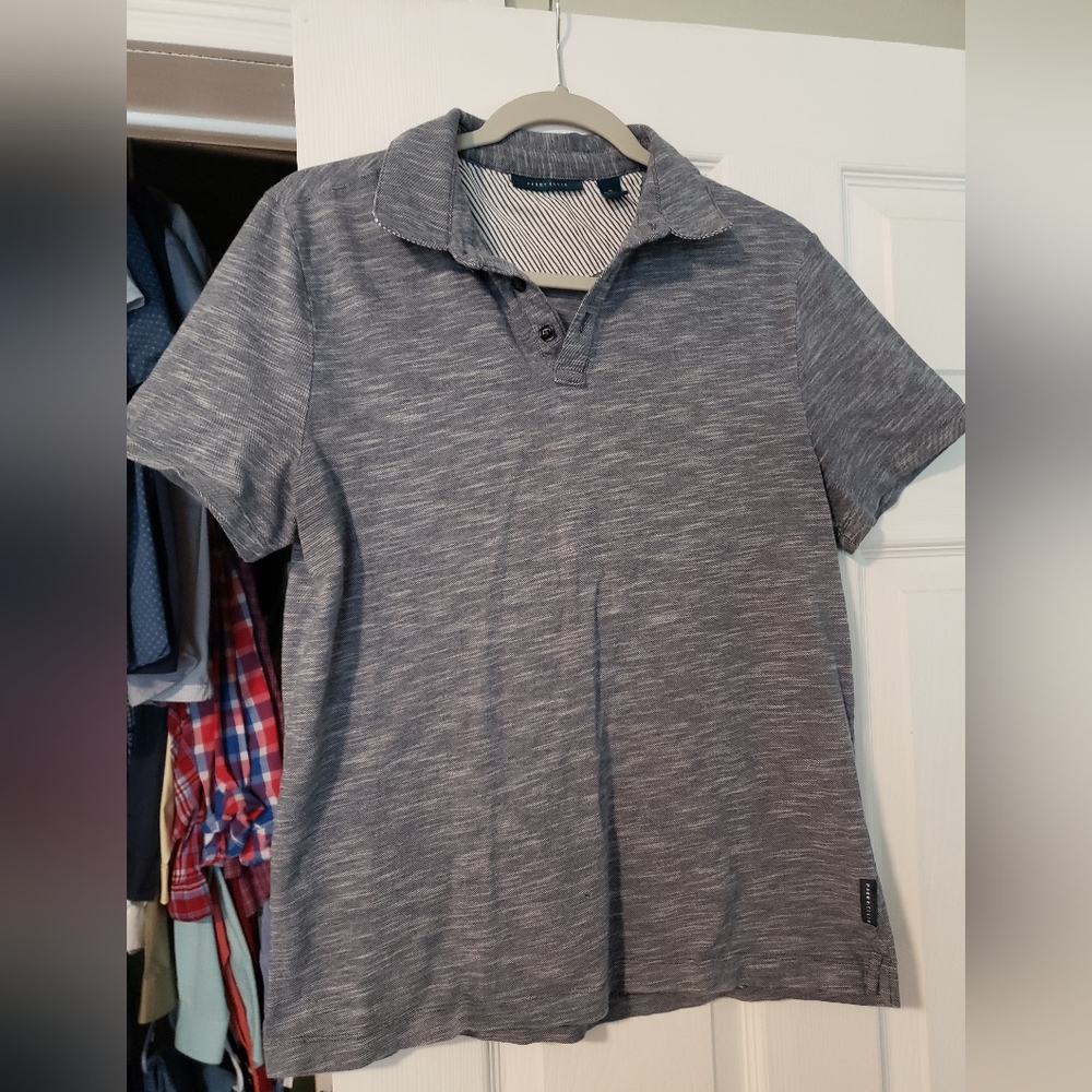 Men's Perry Ellis short sleeved shirt